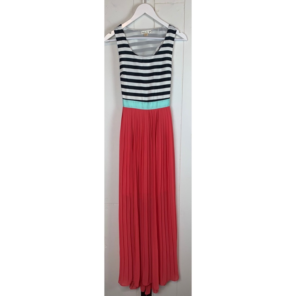Double Zero Maxi Dress Small Pleated Cutout Back